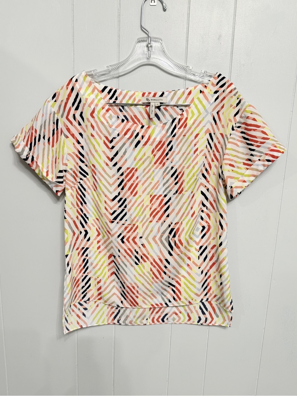 #18) BCBG Geometric Chevron Short-Sleeve Top in White, Coral, Yellow, Black